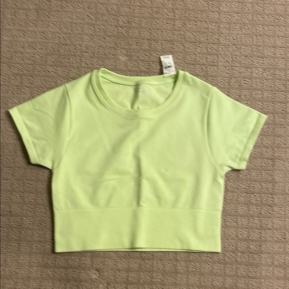 Aerie Offline Lime Green Casual Top - Picture 1 of 3